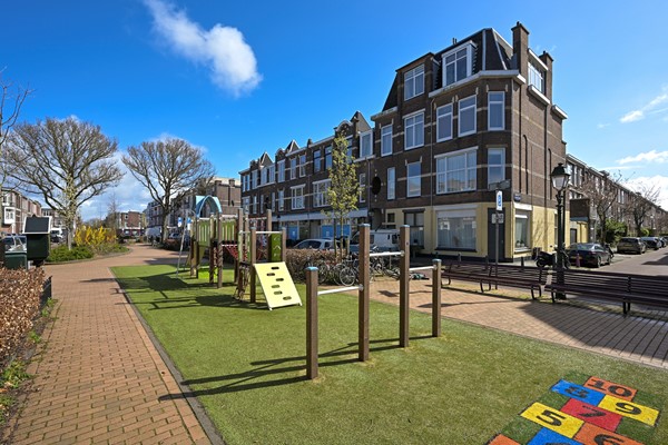 Medium property photo - Hendrik van Deventerstraat 127, 2563 XS Den Haag